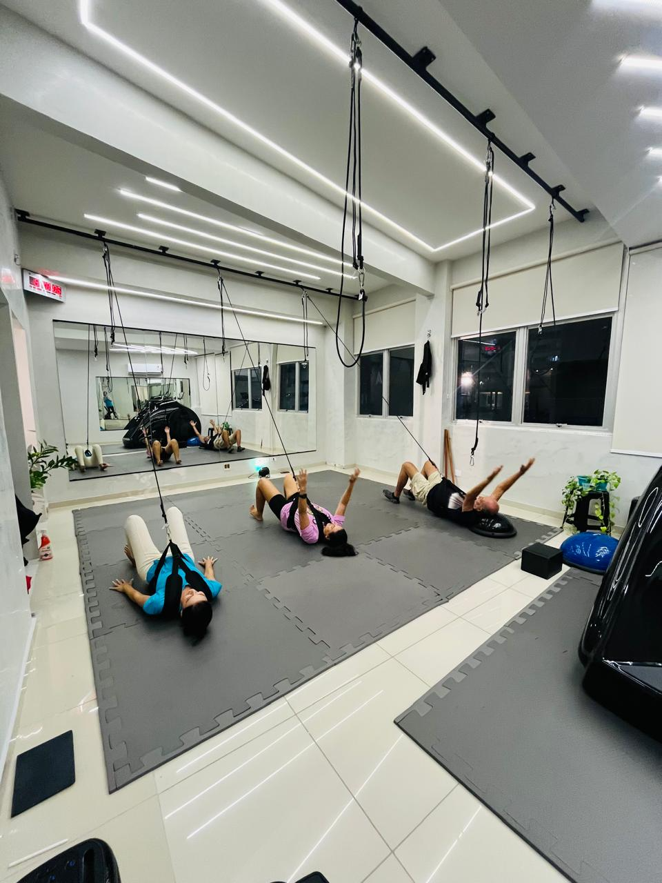 Elastic Training
